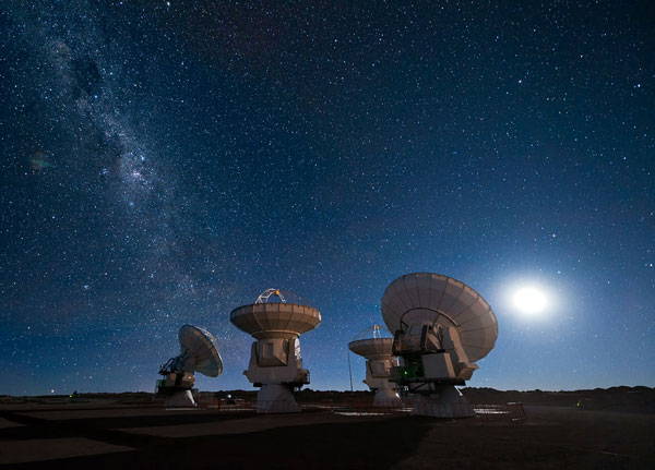 ESO celebrates its 50th anniversary