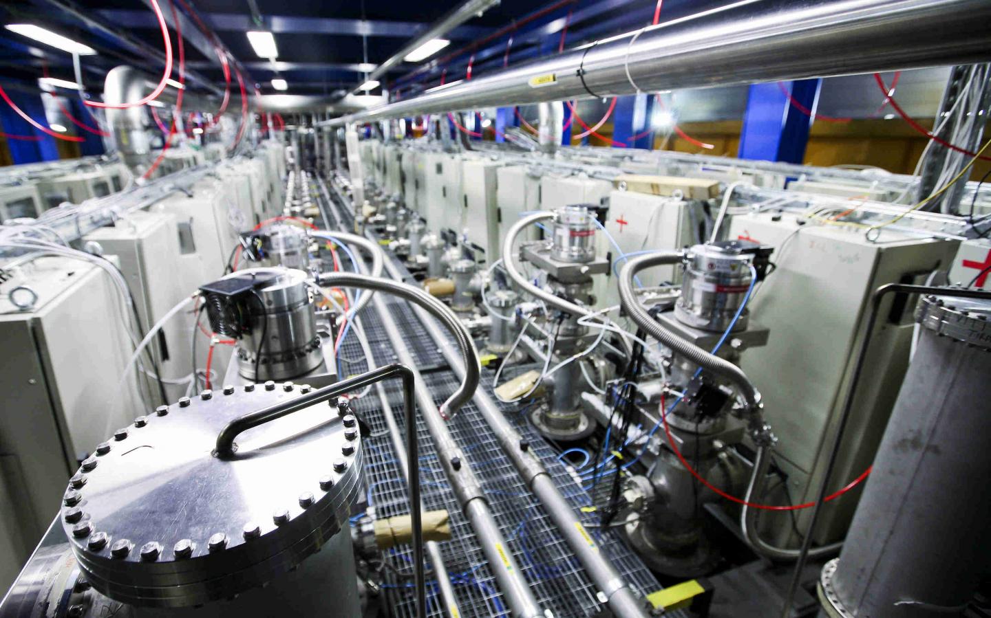 ICARUS neutrino experiment to move to Fermilab