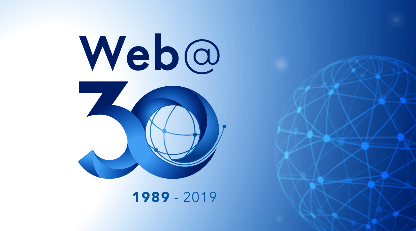 Inscription Web@30 en bleu foncé sur un fond montrant des points connectés en forme de globe.