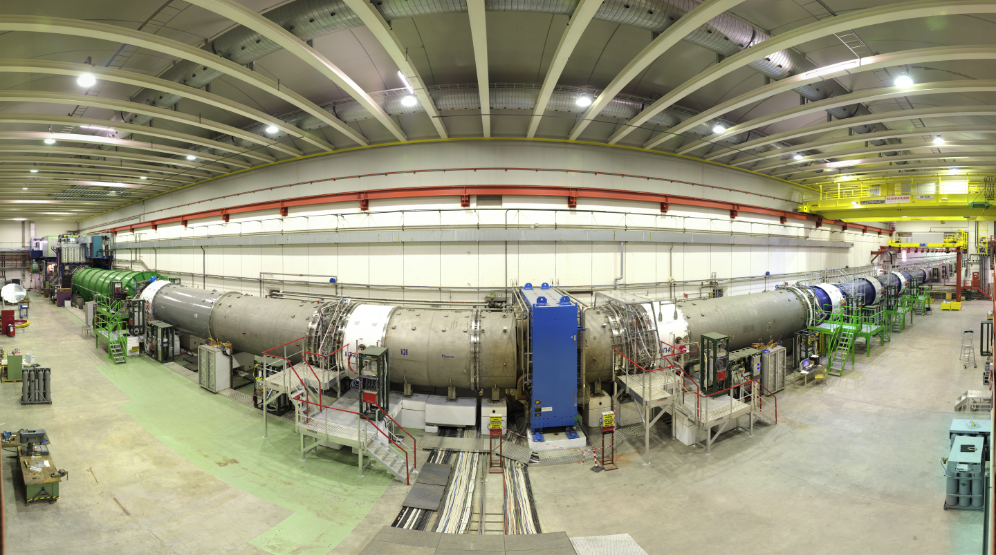 The NA62 experiment is roughly 270 metres long and is housed in the TCC8 and ECN3 caverns in CERN’s North Area.  (Image: M.Brice/CERN)